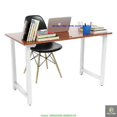 Bộ Bàn NGOTICO Rec-T Chân Trắng Màu Cánh Gián Và Ghế Eames Chân Gỗ Đen