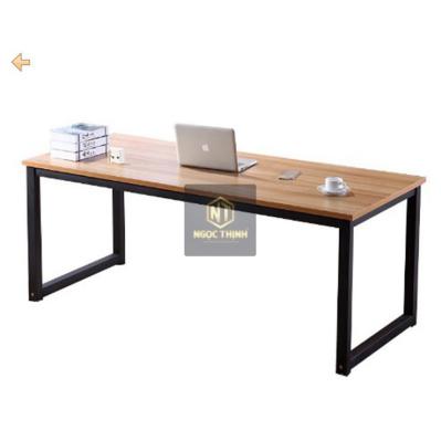 Bàn Làm Việc Giám Đốc Gỗ Thông Hồ Chí Minh Gía Rẻ